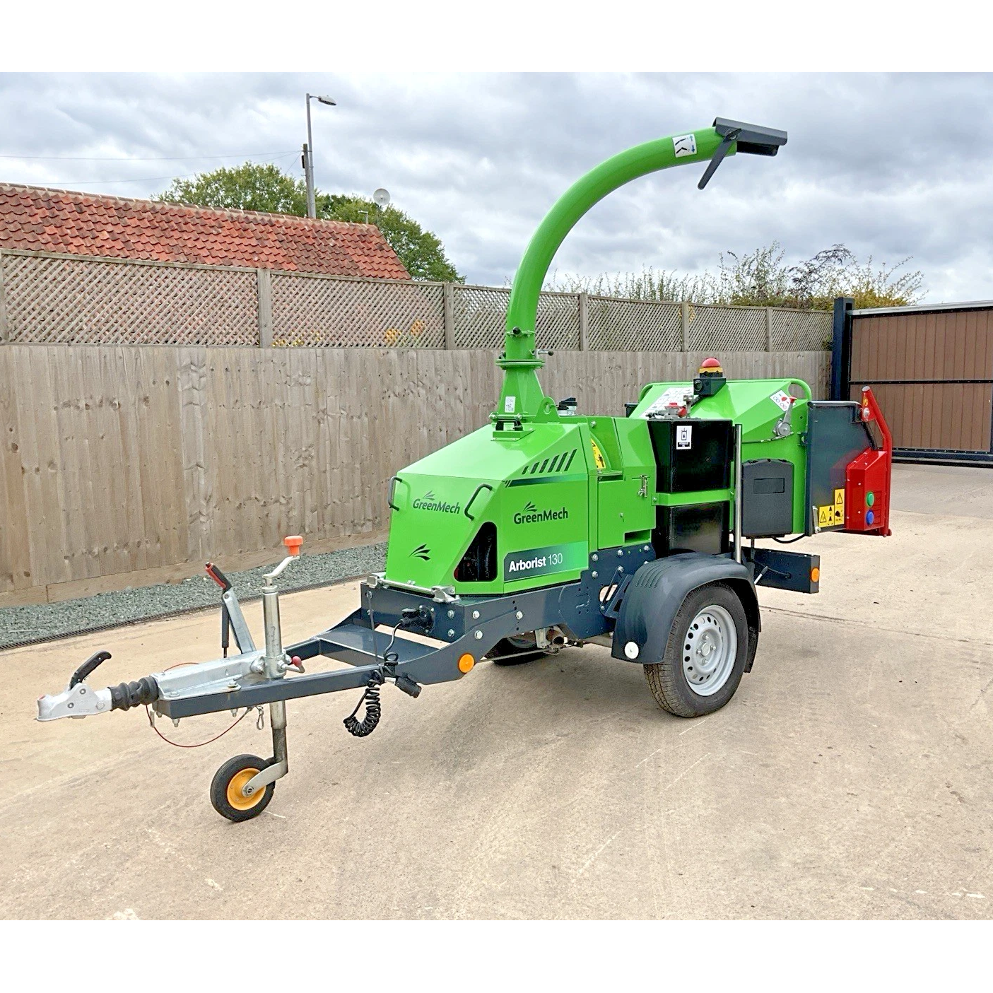SHOP SOILED GREENMECH ARBORIST 130 PETROL FAST TOW WOODCHIPPER 
